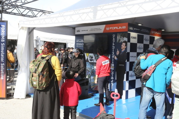 WRC「ラリージャパン」開幕　豊田スタジアムに多くのファンが来場！写真で見るトップドライバー達の素顔、サービスパークや展示会場