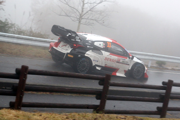 WRC「ラリージャパン」公道区間の初日は悪天候で波乱【SS別トップタイムドライバ一覧】勝田は痛恨のクラッシュ＆復帰！【速報】復帰後トップタイム連発