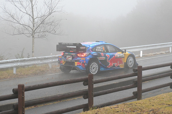 WRC「ラリージャパン」公道区間の初日は悪天候で波乱【SS別トップタイムドライバ一覧】勝田は痛恨のクラッシュ＆復帰！【速報】復帰後トップタイム連発