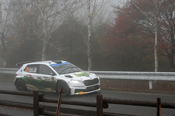 WRC「ラリージャパン」公道区間の初日は悪天候で波乱【SS別トップタイムドライバ一覧】勝田は痛恨のクラッシュ＆復帰！【速報】復帰後トップタイム連発