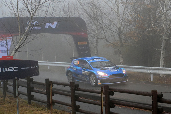 WRC「ラリージャパン」公道区間の初日は悪天候で波乱【SS別トップタイムドライバ一覧】勝田は痛恨のクラッシュ＆復帰！【速報】復帰後トップタイム連発