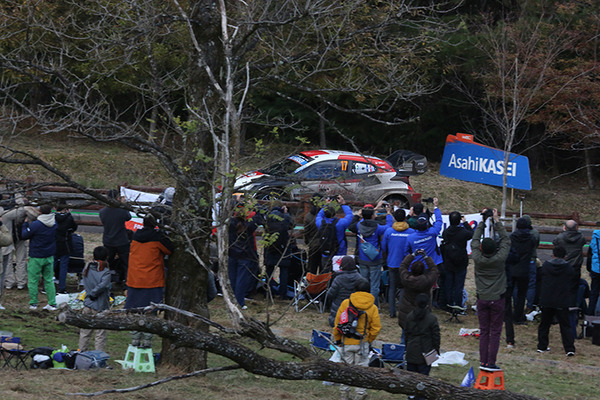【速報】トヨタがWRCラリージャパン優勝、地元で表彰台独占の快挙達成！エバンス選手が勝利【結果一覧】