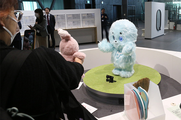 日本科学未来館の新展示「ハロー!ロボット」を見てきた！トヨタ「ケパラン」の由来と滑らかな動き、耐火性ソフトグリッパも必見