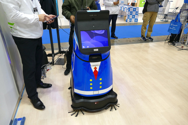 「ビルメンフェア&クリーンEXPO 2023」は「ほぼロボット展」と言えるくらい掃除ロボットばかり
