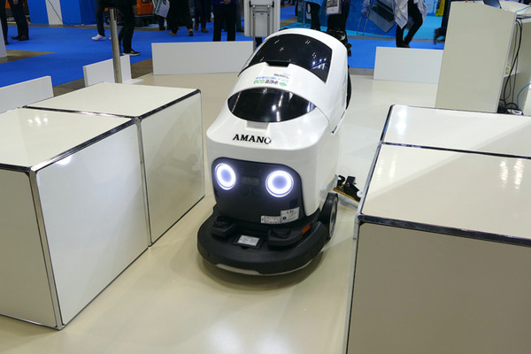 「ビルメンフェア&クリーンEXPO 2023」は「ほぼロボット展」と言えるくらい掃除ロボットばかり