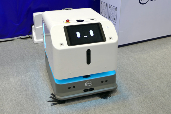 「ビルメンフェア&クリーンEXPO 2023」は「ほぼロボット展」と言えるくらい掃除ロボットばかり