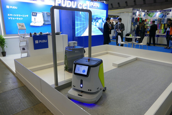 「ビルメンフェア&クリーンEXPO 2023」は「ほぼロボット展」と言えるくらい掃除ロボットばかり