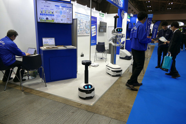 「ビルメンフェア&クリーンEXPO 2023」は「ほぼロボット展」と言えるくらい掃除ロボットばかり