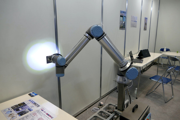 「ビルメンフェア&クリーンEXPO 2023」は「ほぼロボット展」と言えるくらい掃除ロボットばかり