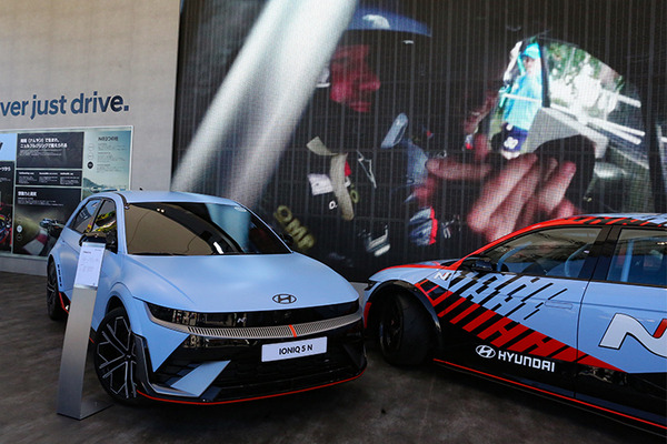 ヒョンデがEVロボタクシー「IONIQ 5」をシンガポールで生産開始、「レベル4」自動運転対応