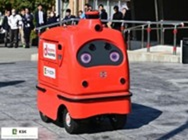 ドローンと配送ロボットで医薬品配送の実証実験　NTTコムや和歌山県らが、大規模災害発生時のラストワンマイル運搬を検証