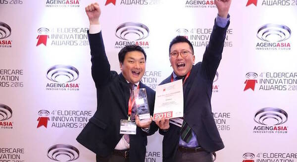 <p>仙台放送　太田茂氏、フューブライト・コミュニケーションズ　近藤幸一氏（photo by Ageing Asia Pte Ltd）</p>