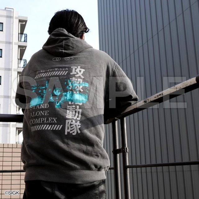 『攻殻機動隊 S.A.C.』最終話初回放送から20周年！AR付きフーディーやブレスレットなどグッズ発売