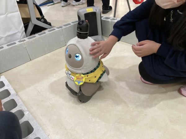 「ロボットのまち相模原」を目指して子ども達が体験　産学官連携イベント「ロボット大集合！ in アリオ橋本2023」レポート