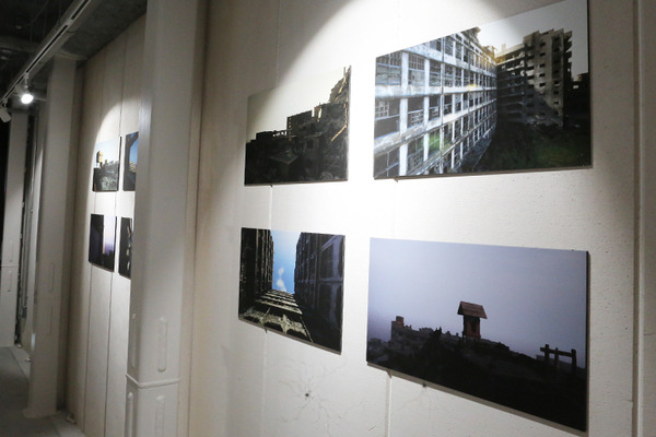 軍艦島閉山から50年、初のバーチャル写真展『渋谷軍艦島展』開催　写真家 佐藤氏の撮影による高精細3D映像で再現