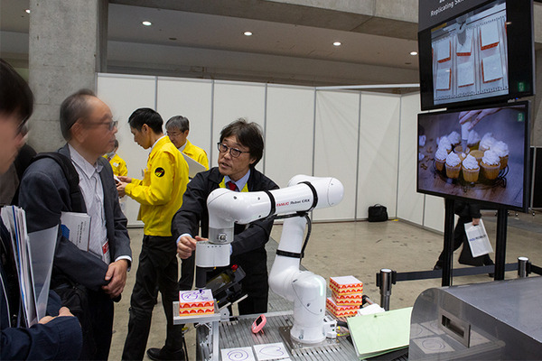 1650社が出展、実践的ロボットが集結！ロボデックス、スマート工場EXPO、スマート物流EXPOが開幕！