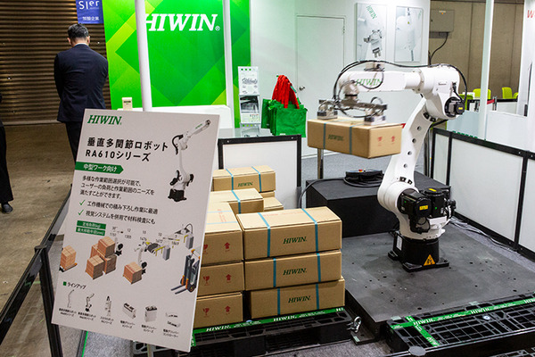 1650社が出展、実践的ロボットが集結！ロボデックス、スマート工場EXPO、スマート物流EXPOが開幕！