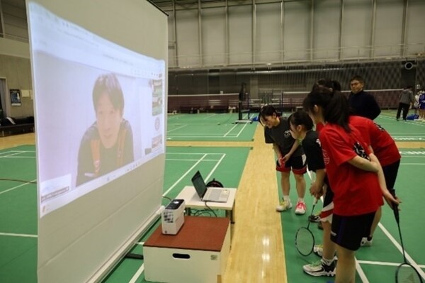 【スポーツ×ICT】NTT東日本と晃華学園、部活動にリモートコミュニケーションツールを用いた取り組みを実施