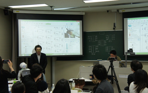 SFCで行われた「Pepperと漫才をつくる授業」を受けてきました