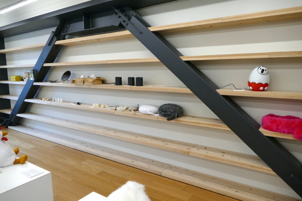 「ココロを動かす表現」としてのロボティクス　ユカイ工学＋武蔵野美大「Creative Robotics展」