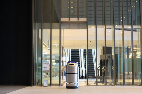 森トラスト・SBR・Octa・三菱HC　仙台トラストタワーのホテルやオフィス等で清掃や配送ロボットのインフラ連携の実証実験を公開
