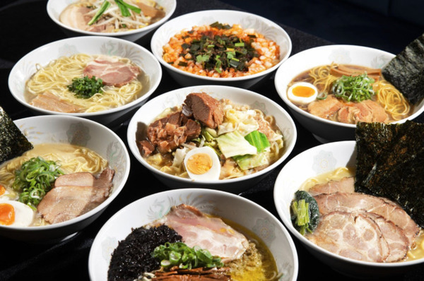 ペッパーだらけの「CLUB THE PEPPER」にラーメン8種が登場　厳選した行列ラーメン店や予約困難店は？ 3月限定で飲み放題980円