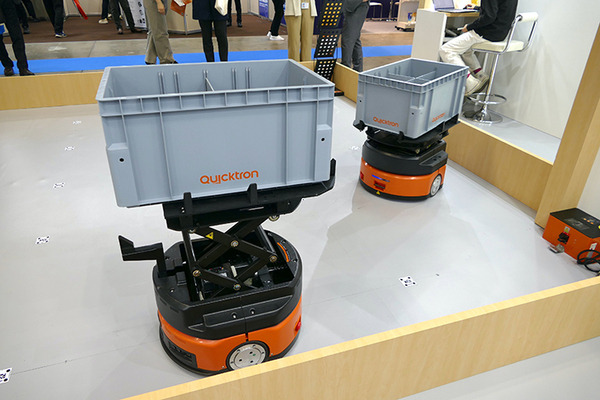 現金決済端末搭載の猫ロボや店内搬送ロボ、防水対応の移乗介護ロボやChatGPT搭載Pepper　最新小売＆介護ロボ事情