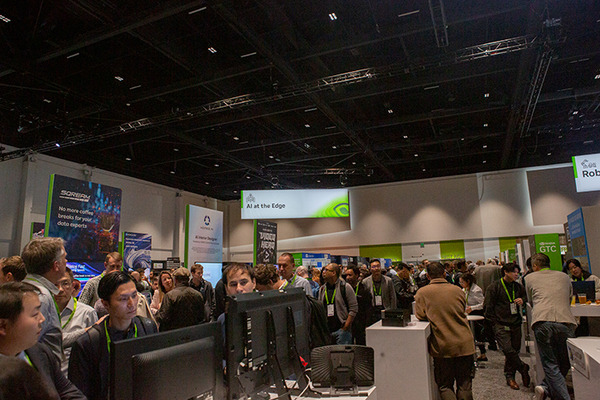 「GTC 2024」展示ホールはヒューマノイドなど次世代の情報を求めて超満員　現地の様子を写真と動画で体験