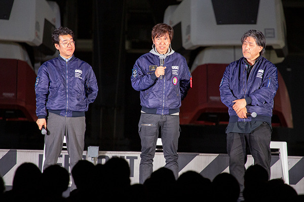 横浜の動くガンダム、アムロのセリフでお別れを告げる　最後の起動実験を花火とドローンショーで飾った「GFYグランドフィナーレ」