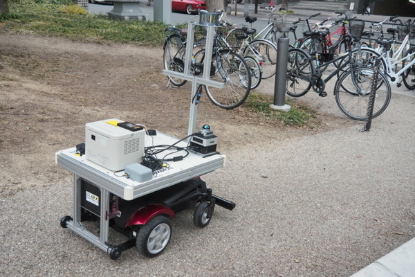 3Dスキャナー搭載の自動走行ロボットが公園内を巡回し、リアルタイムに放置自転車を通知する警備業務を『ARX』で実施　パーソル