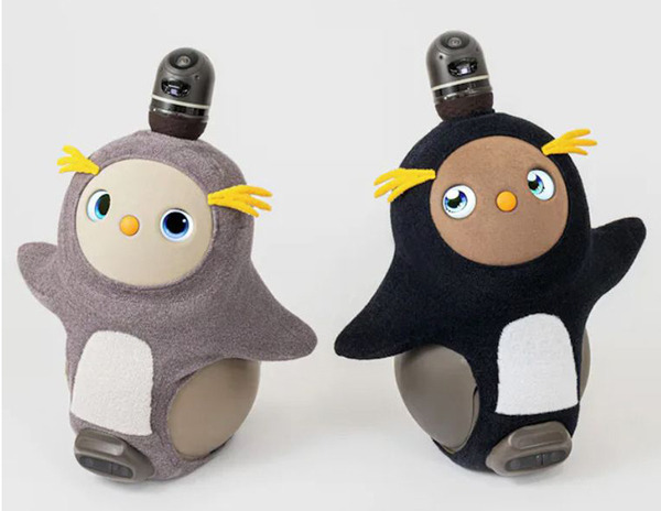 家族型ロボット『LOVOTウェア』アニマルラインに「ペンギン」登場　Tシャツや探検隊セットも発売　水族館貸切イベントも開催