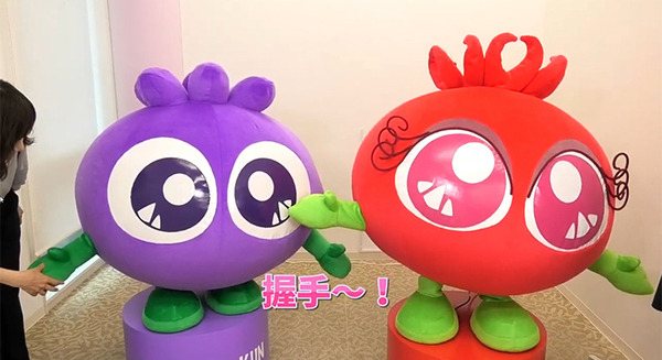 ピア21とアスラテックが触れ合えるバルーンロボットを製作　わかさ生活の店舗で「ブルブルくん」「アイアイちゃん」を運用