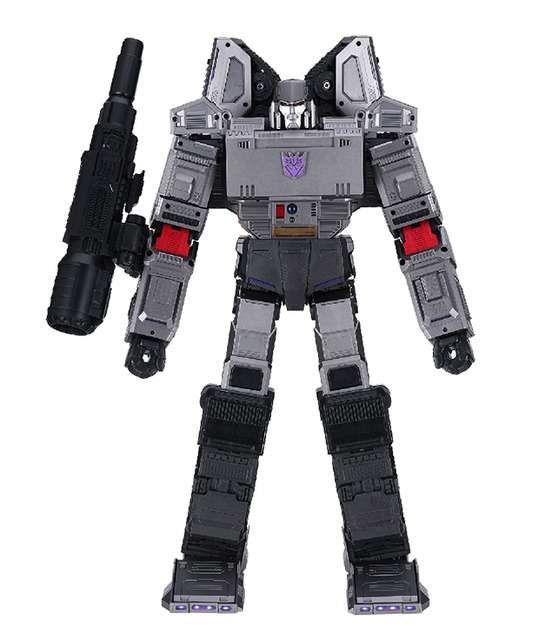トランスフォーマー作品の破壊大帝「フラッグシップメガトロン」発表　ロボットから戦車に完全自動変形する高性能ロボットトイ