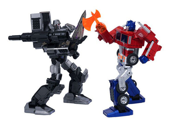 トランスフォーマー作品の破壊大帝「フラッグシップメガトロン」発表　ロボットから戦車に完全自動変形する高性能ロボットトイ