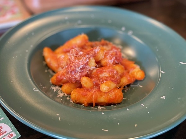 ロボット耕作米「雷粉」で作ったトッポギ風ニョッキ “ニョッポギ” を京都市の「ナガグツ食堂」で提供