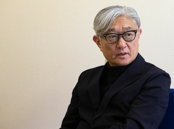AIが聞く！人類の存亡をAIが議論する映画『SINGULA』堤幸彦監督インタビュー　AI「人類の未来に向けてメッセージを」