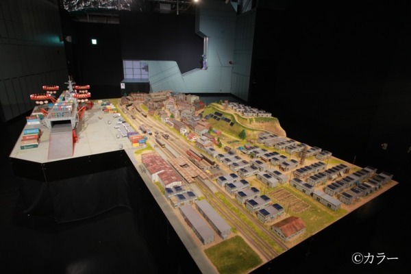 『シン・エヴァンゲリオン劇場版』の「第３村」を1/80スケールで再現　全身3Dスキャンの「住民権」も用意　Little Universe OKINAWA