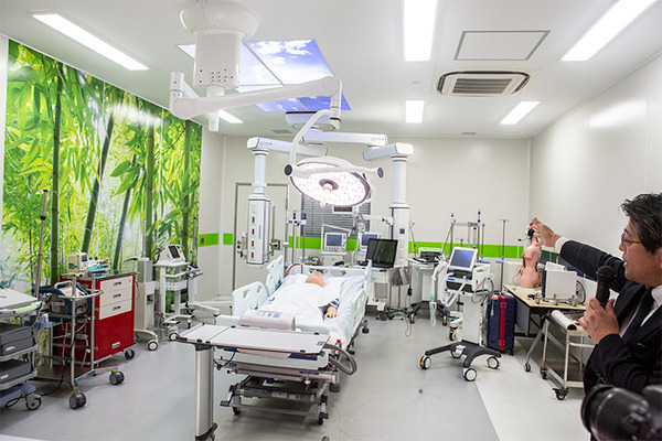 AIやIoT 最新ICTで挑む 医療現場の働き方改革とDX最前線　ゲティンゲがハイブリッド手術室や滅菌再生、病室・手術室運用システム導入事例を公開