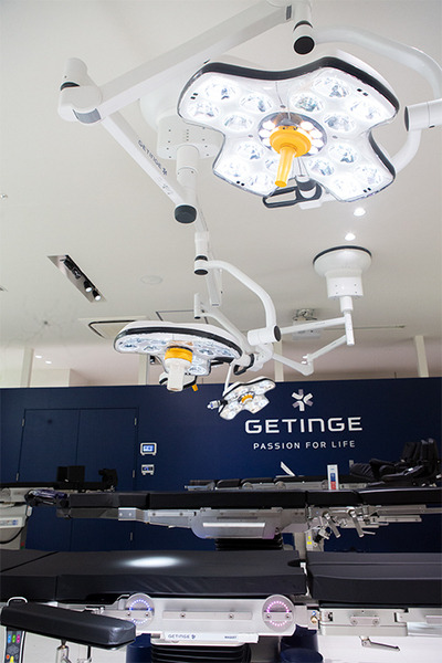 AIやIoT 最新ICTで挑む 医療現場の働き方改革とDX最前線　ゲティンゲがハイブリッド手術室や滅菌再生、病室・手術室運用システム導入事例を公開