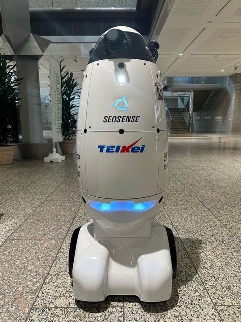 SEQSENSEが東京都庁第二本庁舎に警備ロボットを本導入開始　警備の水準向上と効率化に向けた取り組み