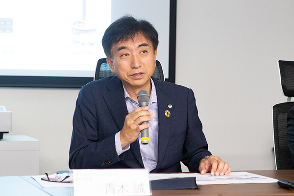 日立とugo 自律走行する業務DXロボットで工場の巡回点検を自動化、今年度中に提供開始　AI解析で全体最適化も　実演デモを公開