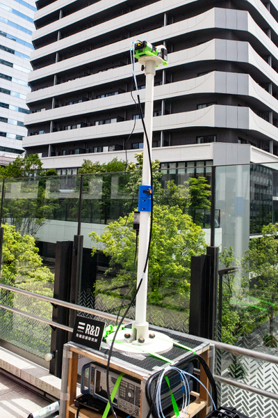 【動画あり】ソフトバンク「テラヘルツ無線通信」実験に成功　Beyond 5G／6G向け車載通信を実演で公開