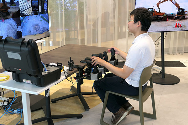 NTT ComとARAV 建機遠隔操縦・自動化ソリューションを提供開始　建設土木以外への適用も視野に