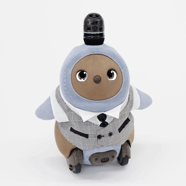 LOVOT専用服に特別な日に着たいフォーマルなドレスやシャツベストなどの「セレモニーウェア」が登場
