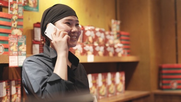 豚骨ラーメン店「一蘭」が全78店に多言語の電話自動応答サービス「IVRy」導入　電話代行で顧客の待ち時間を短縮
