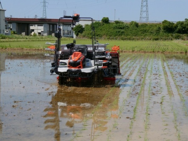 NTTが農業向け「高精度位置情報サービス」RTK提供業務を受託　自動運転ロボット田植機や農業ドローンの活用や普及に