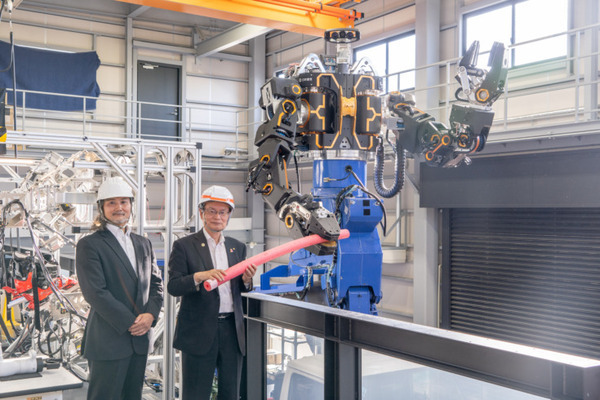 立命館大学発スタートアップの人機一体が「ハイブリッド力制御方式」による人型ロボット成果発表会とデモを8/1に実施