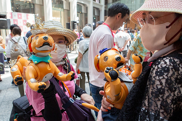 aibo「きなこ」の初お披露目に「動く25周年記念aibo」など見どころ満載！大盛況の「aiboファンミーティング18」写真レポート