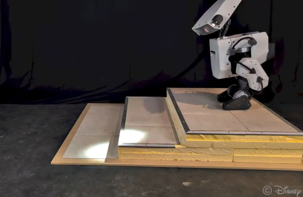 ディズニーが表現力豊かなロボット開発の裏側を紹介 「二足歩行ロボット・キャラクターの設計と制御」動画を公開