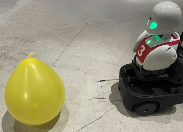 自宅や学校など遠隔地から参加できるスポーツ大会の決勝戦をYouTube配信　OriHimeでサッカーや風船割、オンラインボッチャ